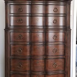 Thomasville Bedroom Set