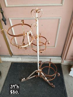 Spiral Plant Pot  Stand
