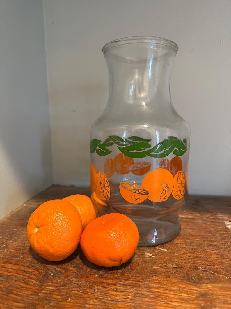 Vintage MCM Anchor Hocking 48oz Glass Orange Juice Carafe w Lid 8.75"T USA