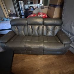 Manual Double Reclining Gray Couch With Fold down Table 