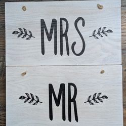 Mrs Mr Signs