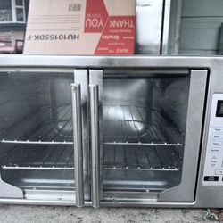 Oster Microwave Oven
