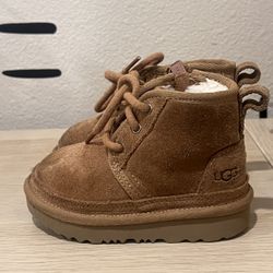 Ugg Toddler Boots Size 6 