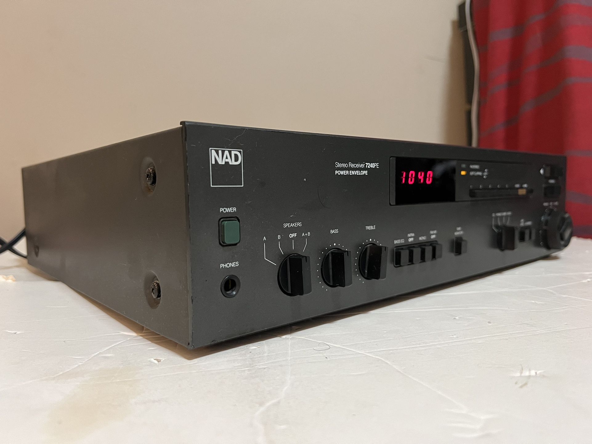 NAD 7240PE AM / FM Stereo Receiver Power Envelope -