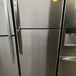 GE fridge 28” width