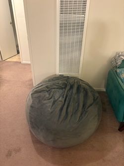 Bean bag chair - newish, good quality