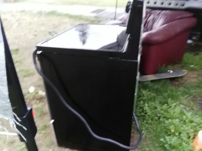 Oven Whirlpool model W10182753 B
