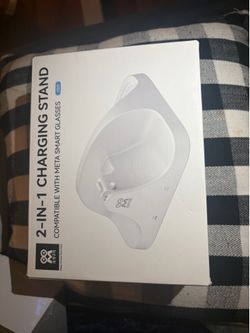 Glasses charging stand