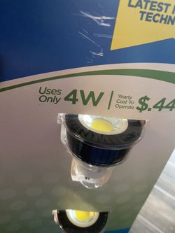 New never used Led track or recessed light bulbs (4)