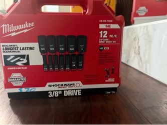 milwaukee Impact socket kit Brand new