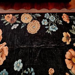 Floral Scallop Area Rug 5x7