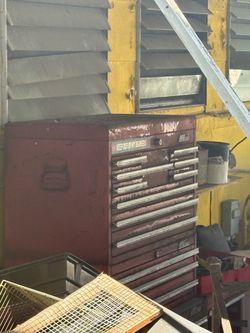 Mac tools tool box
