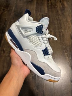 Jordan 4 SB Navy