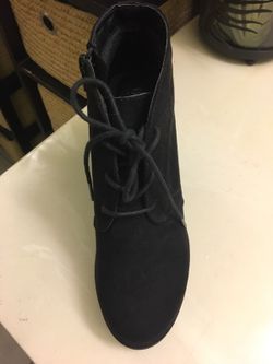 Laced booties