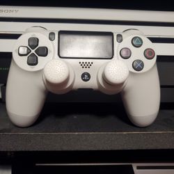 PS4 Controller With Pro Grips 