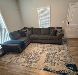 Charcoal Grey Sectional Sofa & Area Rug