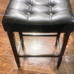 Stools 4 For $60