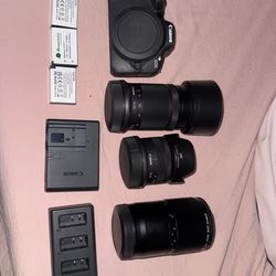 Canon Eos R50 With Lens And Extra Batteries