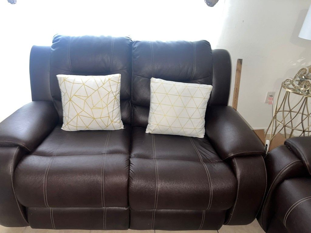 sofa y love seat