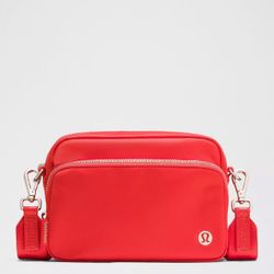 Lululemon Everywhere Crossbody Bag 2L Metal Hardware- Light Vermilion/Silver
