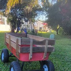 Classic Wooden Pull Wagon – Extra Thick Panels – Great Condition
