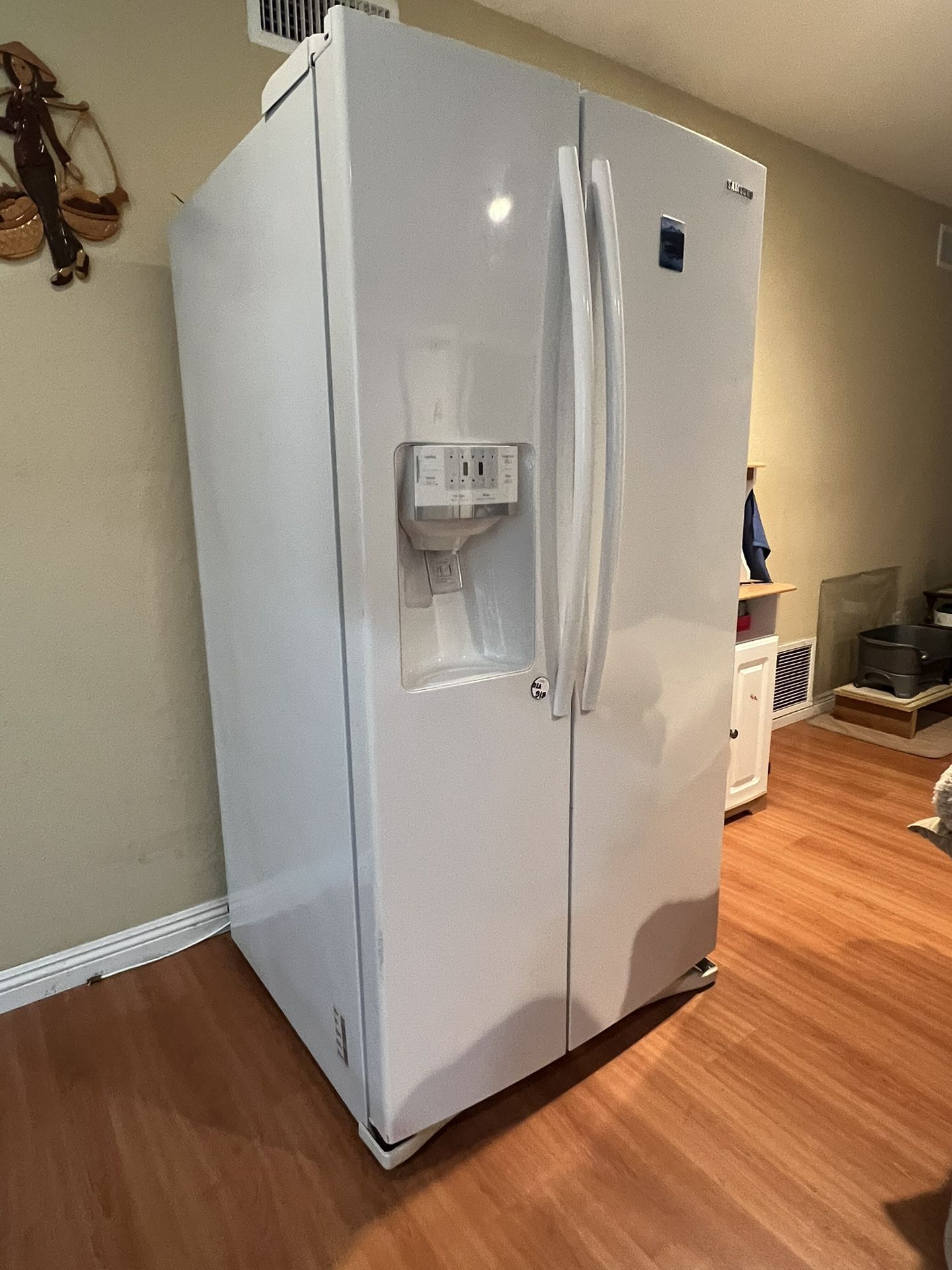 Refrigerator
