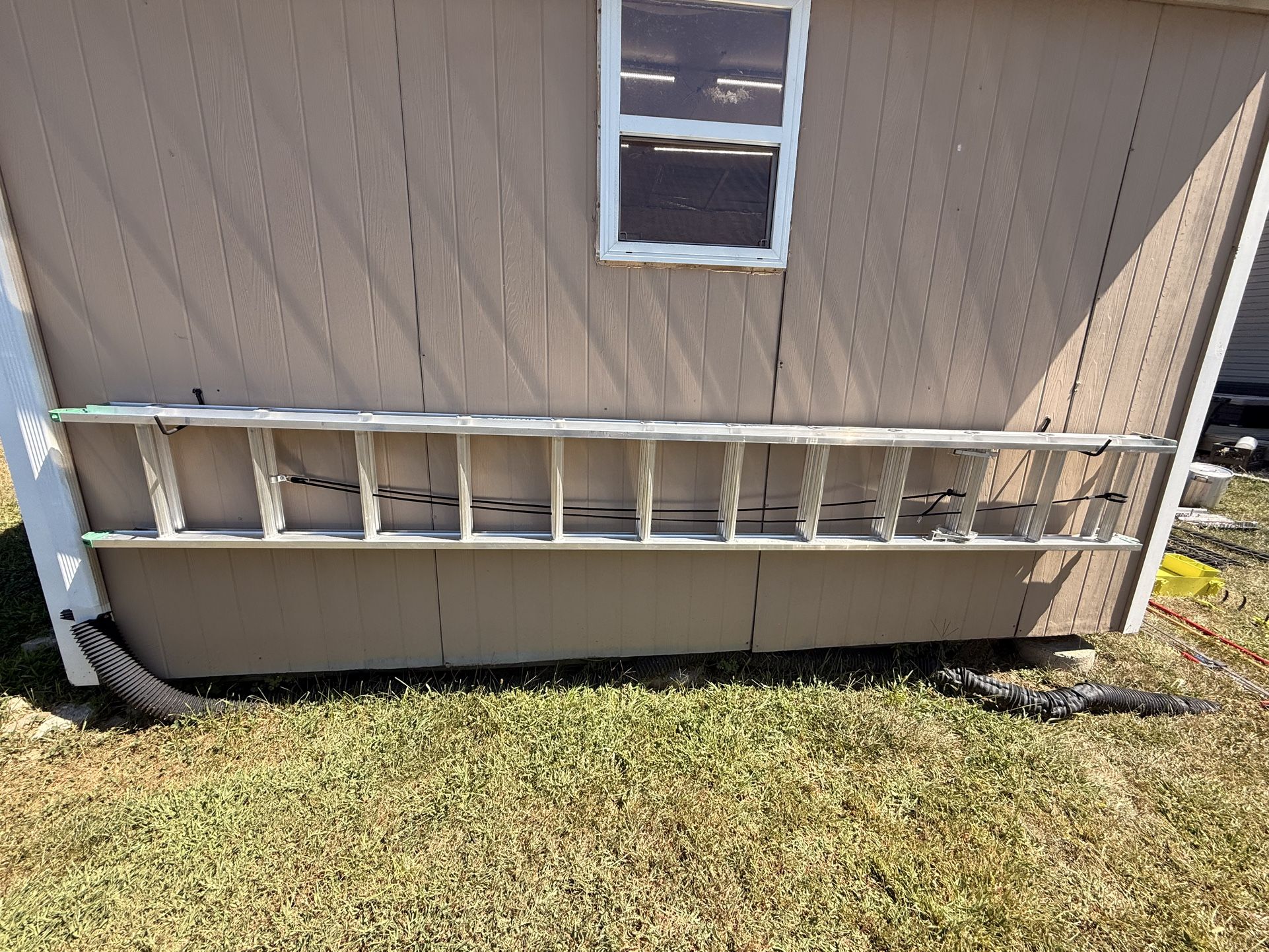 Werner 24’ Aluminum Extension Ladder