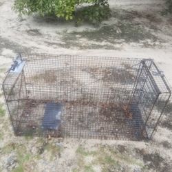Large Metal Trap/Cage  Not Sure How It Works