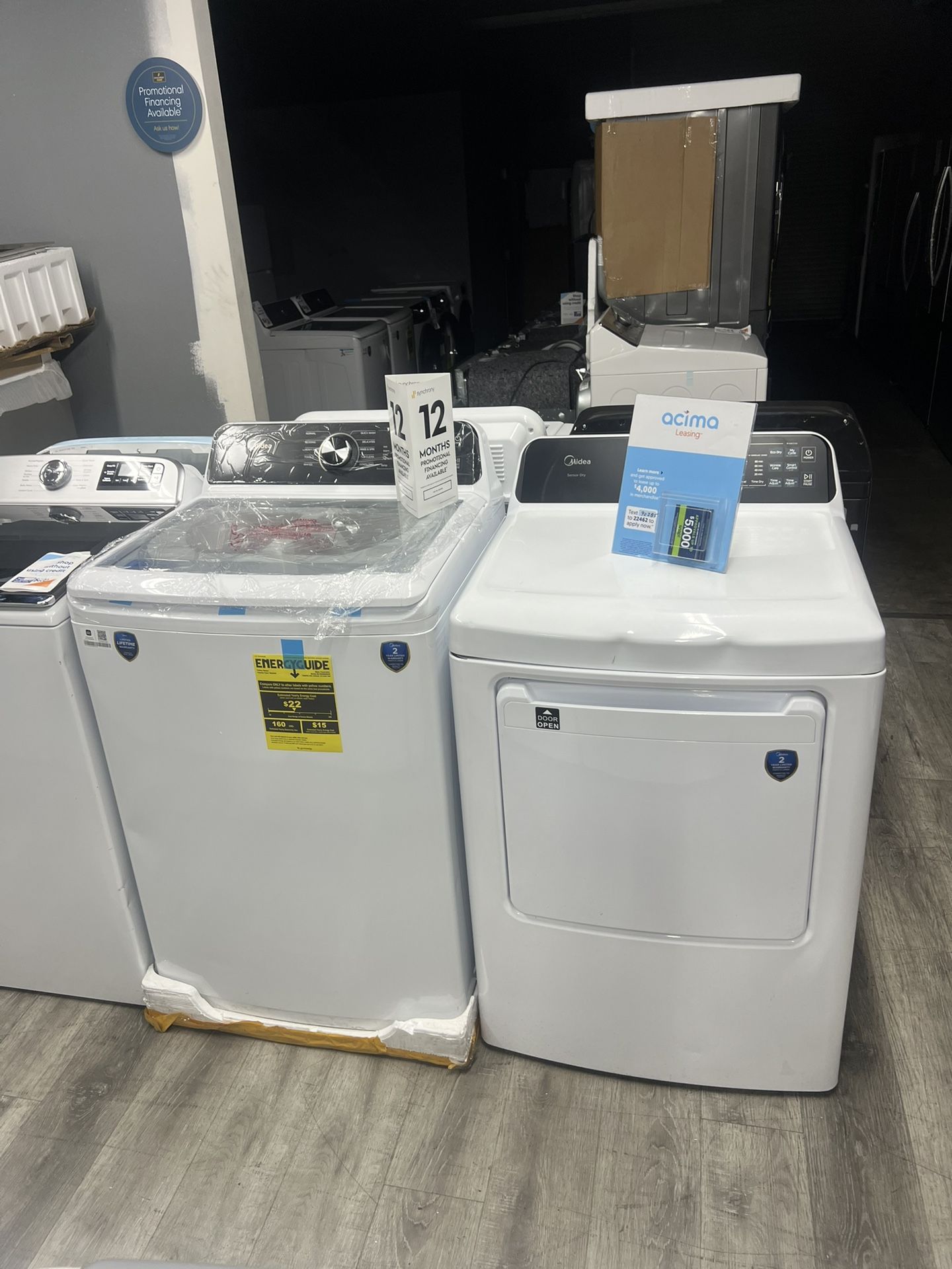 Midea - 4.5 Cu Ft Smart Top Load Washer & Gas Dryer Set In White 🔥