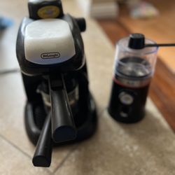 Delonghi EC5 coffee maker and Melitta Coffee Grinder