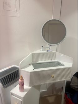 vanity