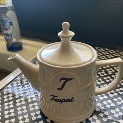 Ceramic Tea pot