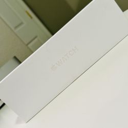 Apple Watch Series 10 42mm, Silver, AI Denim Color! (Newest Model) GPS+ Unlocked Cellular! Retail $550 With Tax Asking $425