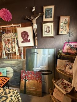 Art, prints, giclees, folk art, art magazines
