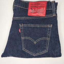 Levi's X Liverpool Football Club 511 Slim Jeans (NEW!)