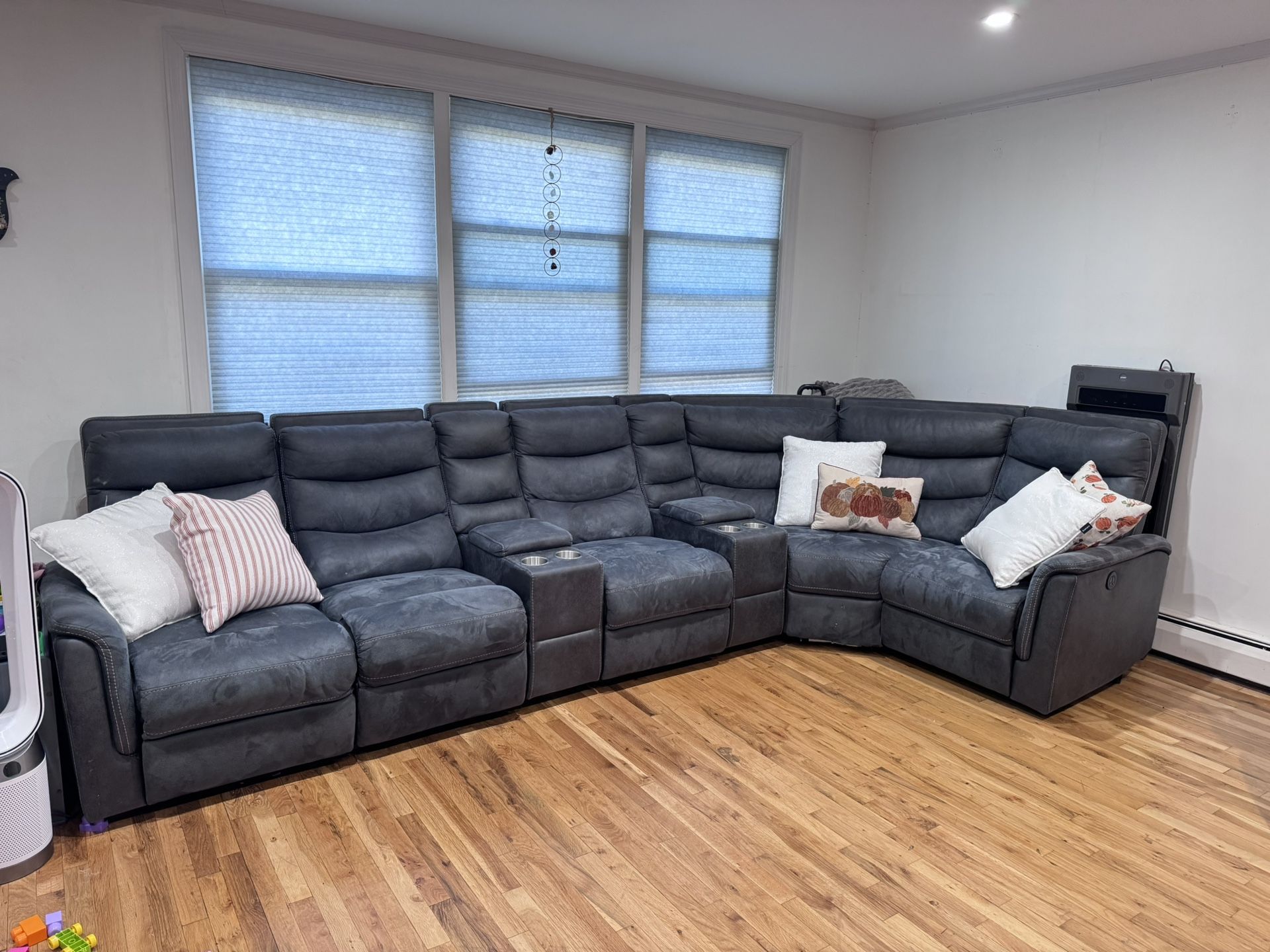 BOBS Reclining Sectional