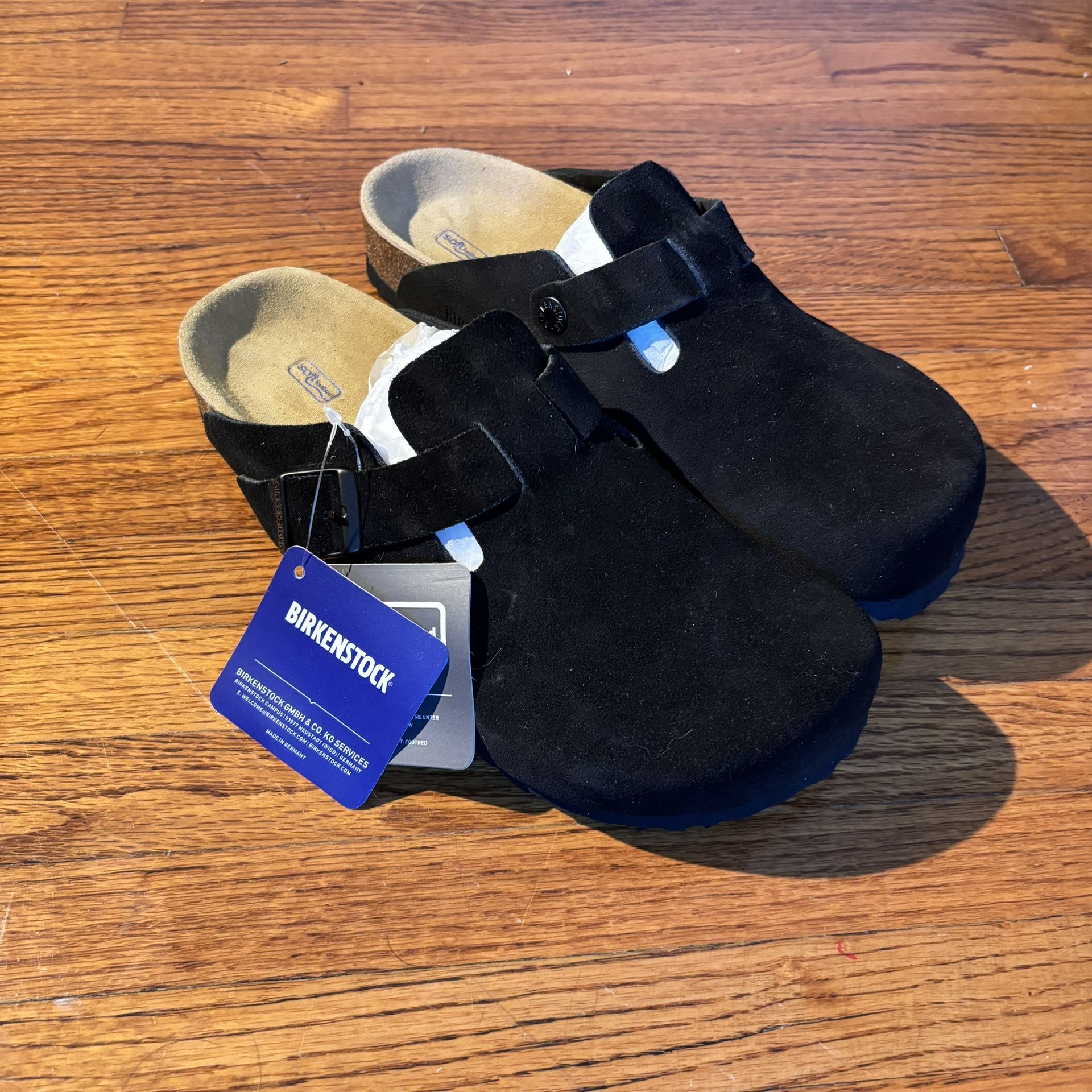 Black Birkenstock Boston clogs