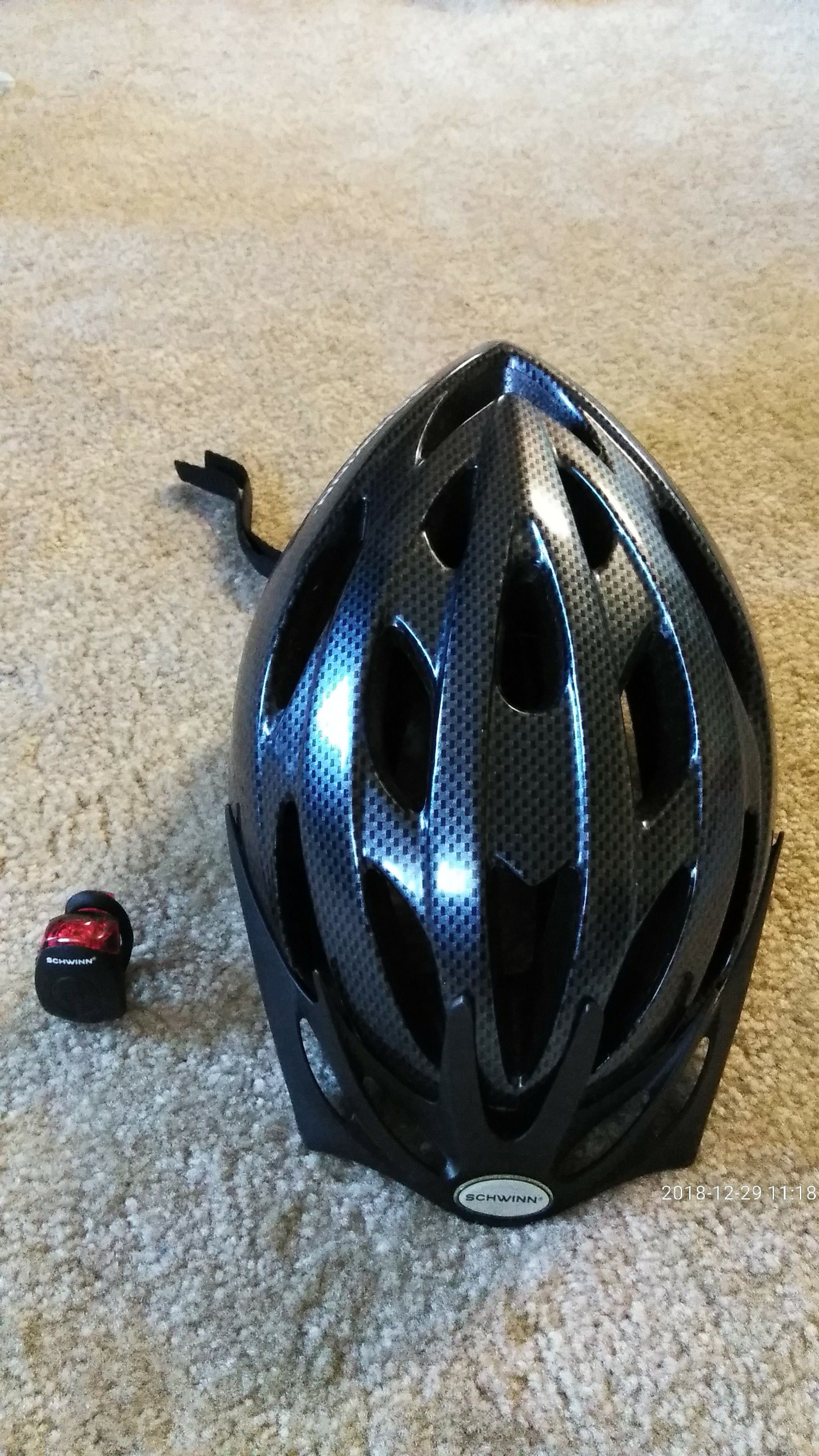 Helmet and tag light from SCHWINN (need it gone as soon as possible) price negotiable