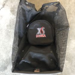 SCUBAPRO mesh Backpack With Wheels