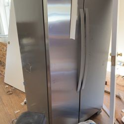 Whirpool refrigerator