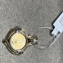 Gold Circle Pendant 