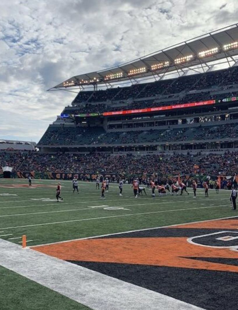 Bengals fans offer up front-row seats to the less fortunate