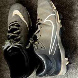 Women's Nike Softball Cleats Size 8.5
