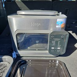 Ninja Combo cooker air fryer stove top..