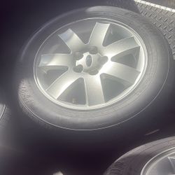 Rim And Tires 215 60 17