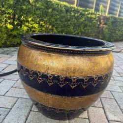 Ceramic Planter 