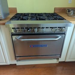 Gas Range for Sale – Great Condition! - $875
