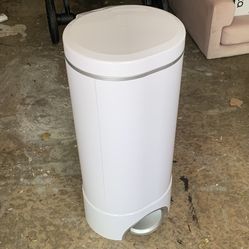 DIAPER PAIL 