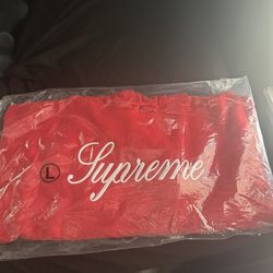 Large Supreme Sweater 