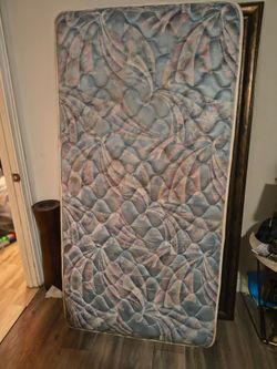 Twin mattress used